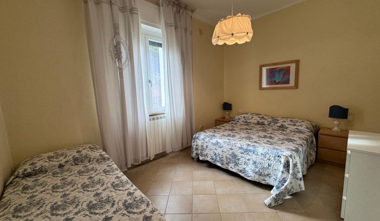 1e03452b-3f0f-4b40-984b-47a87027fd9a